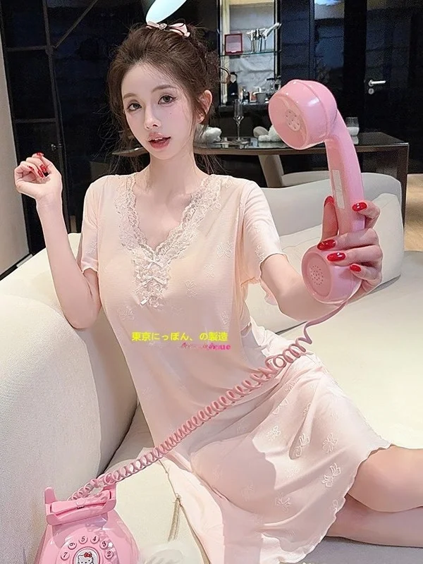 camicia-da-notte-rosa-in-modal-con-maniche-corte-e-imbottitura-sul-petto-sexy-con-bordo-in-pizzo-comoda-e-traspirante-per-donna