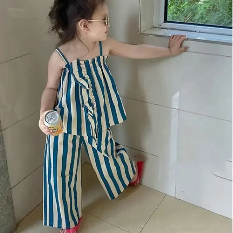 Set per bambini ragazze Stripe Sling top pantaloni a gamba larga due pezzi estate nuovi vestiti per bambini 2024 abbigliamento a righe nuovo