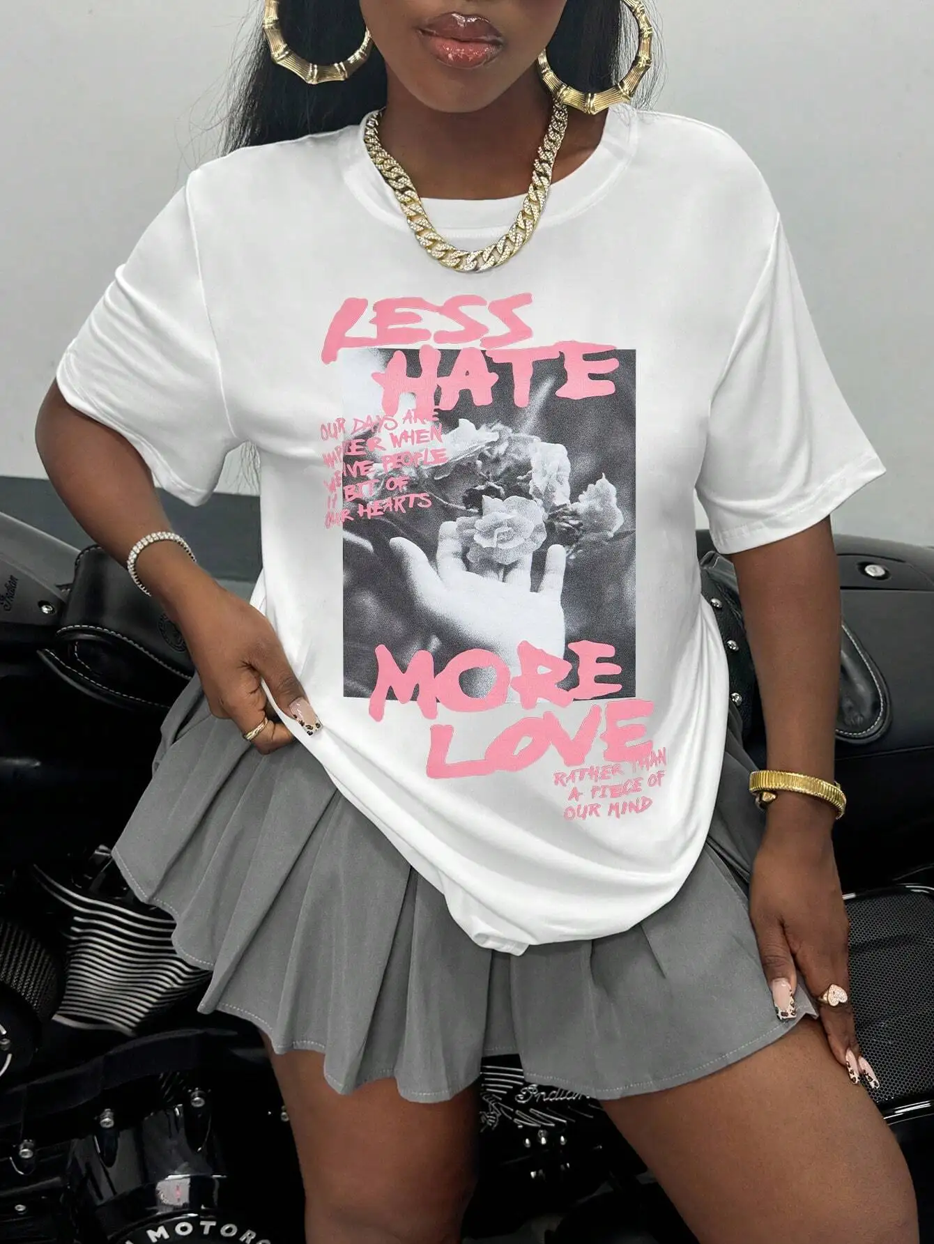 

Plus Size LESS HATE MORE LOVE Graphic Tee Empowering Message Fashion Top For Trendsetters Embracing Positive Vibes