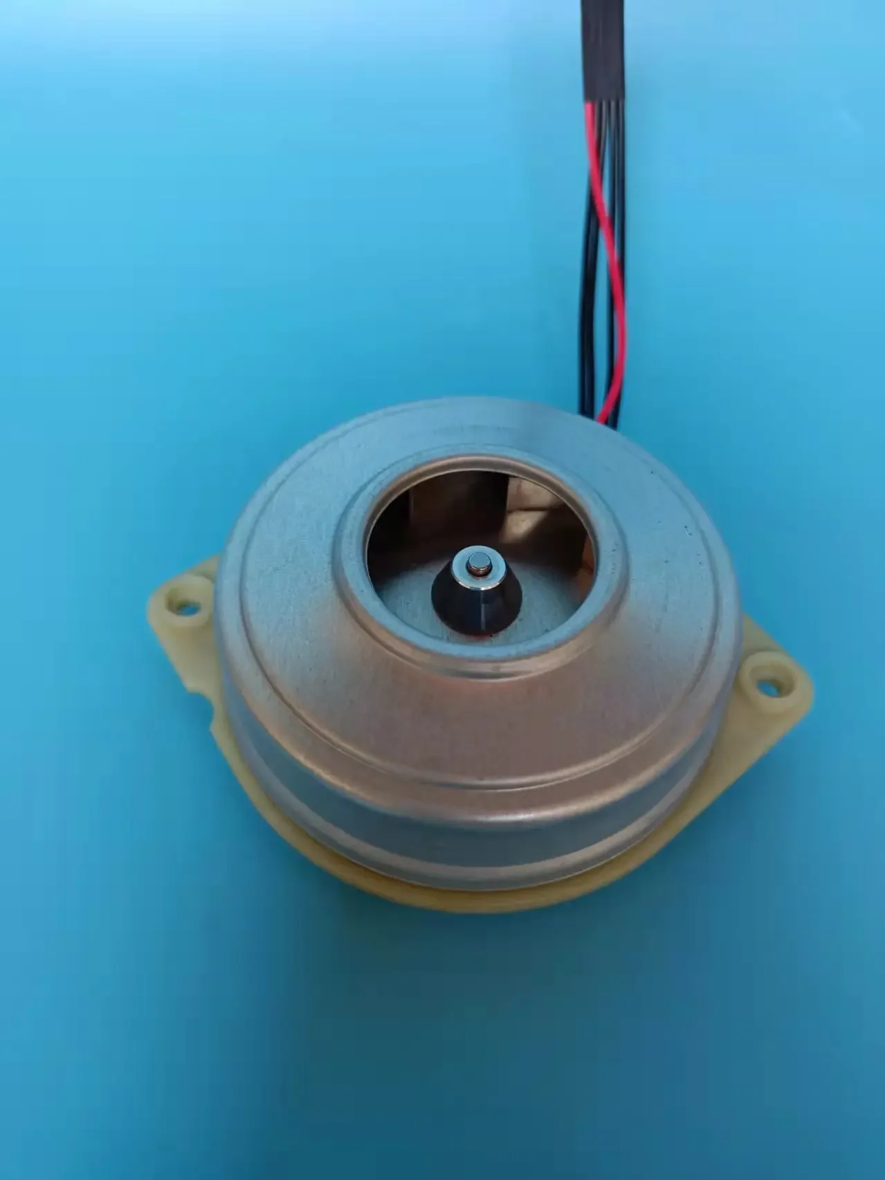 

Thin Nidec 14.4V high-speed brushless fan, built-in drive, fog cooler motor, dust collector motor