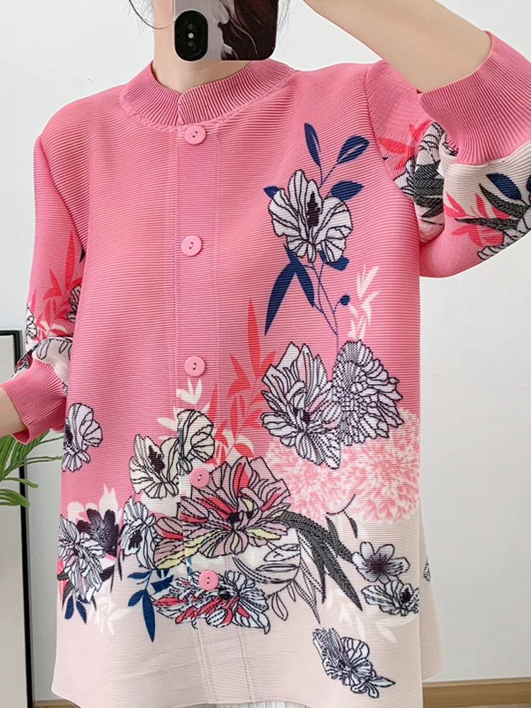 LANMREM Chinese Style Pleated Shirt Women Stand Collar With Sleeves Single Breasted Print Blouses 2024 Summer Fashion New 2Z1664