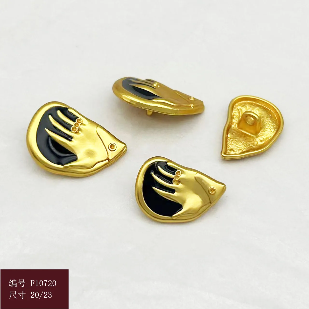 10PCS New Niche Collection: Palm-Patterned Metal-Decorated Button-Front Knitwear Sweater, Knit Shirt, Cardigan Button Accessorie