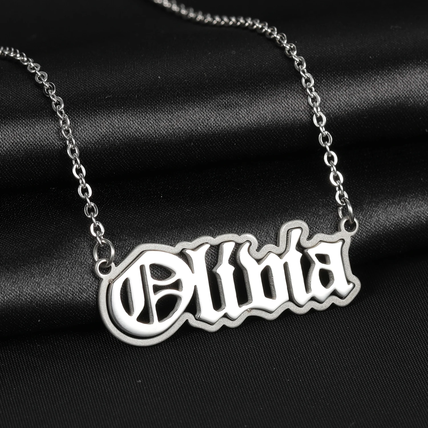 Customized Necklace Hollow Name Necklace Personalized  Handmade Stainless Steel Text Pendant Necklace For Women Fashion Jewelry