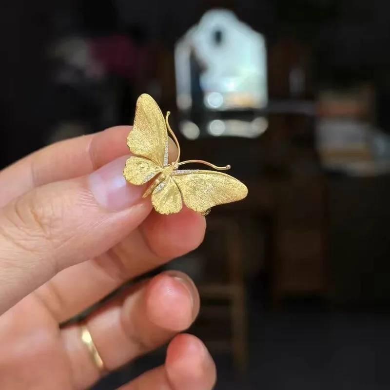 Fashionable Gold Color Butterfly Brooches Vivid Metal Little Butterfly Decorative Pins Woman's Clothing Jewelry
