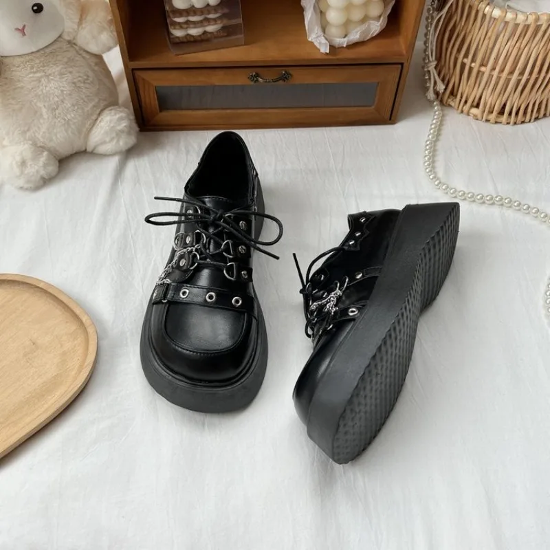 2026 Chunky-Plateau-Pumps für Damen, Schleifen-Keilabsatzschuhe, Lolita-Schuhe, Damen-Herz-Knöchelschnalle, schwarze Schuhe – Detail 3