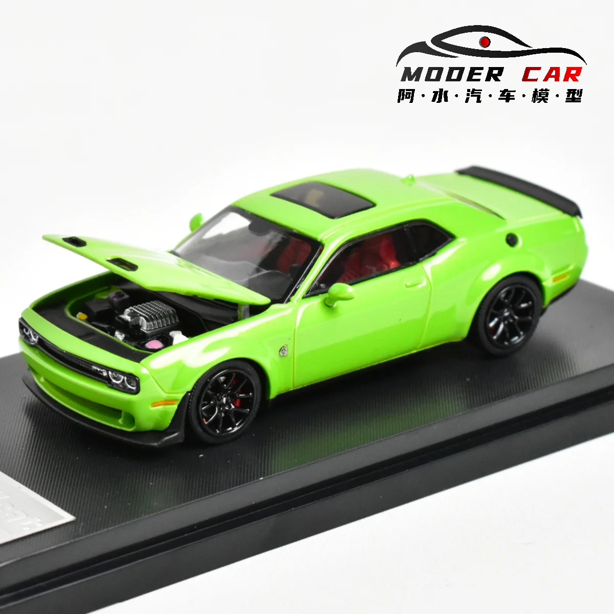 سيارة موديل SH 1:64 SRT Hellcat Diecast