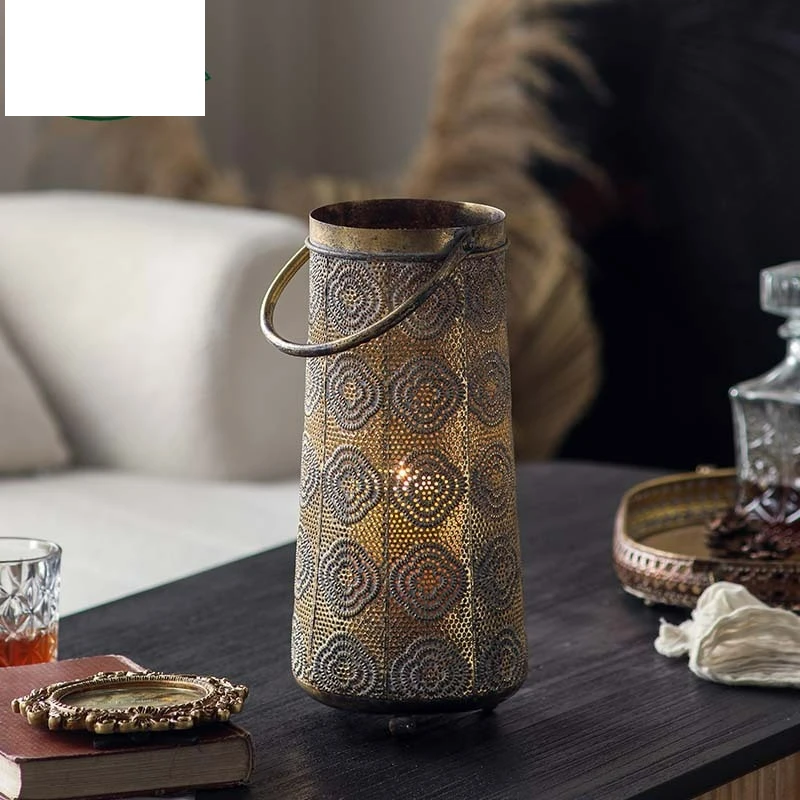 Bohemian style hollow candle holder hanging wrought iron candle holder retro old outdoor night light B & B ornament
