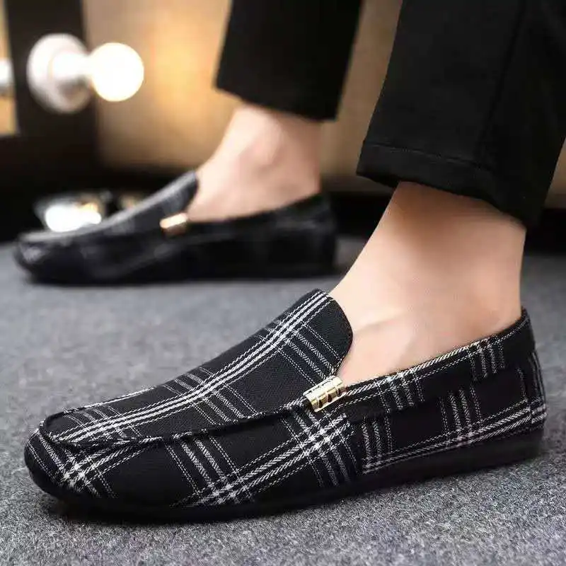 

2026 Men's casual canvas shoes fashionable unique versatile lightweight soft-soled breathable sneakers size 39-46