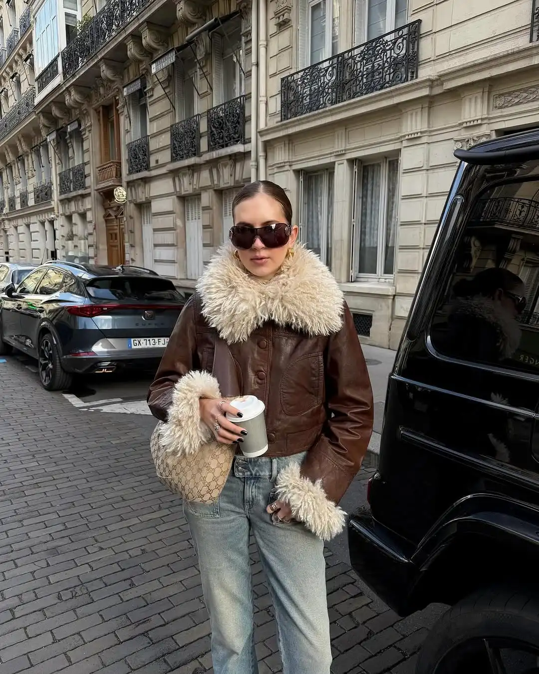 سترة نسائية من الجلد ذات ياقة من الفرو وأكمام طويلة واحدة الصدر سترة قصيرة من الفرو 2026 ملابس يومية للسيدات جديدة #5