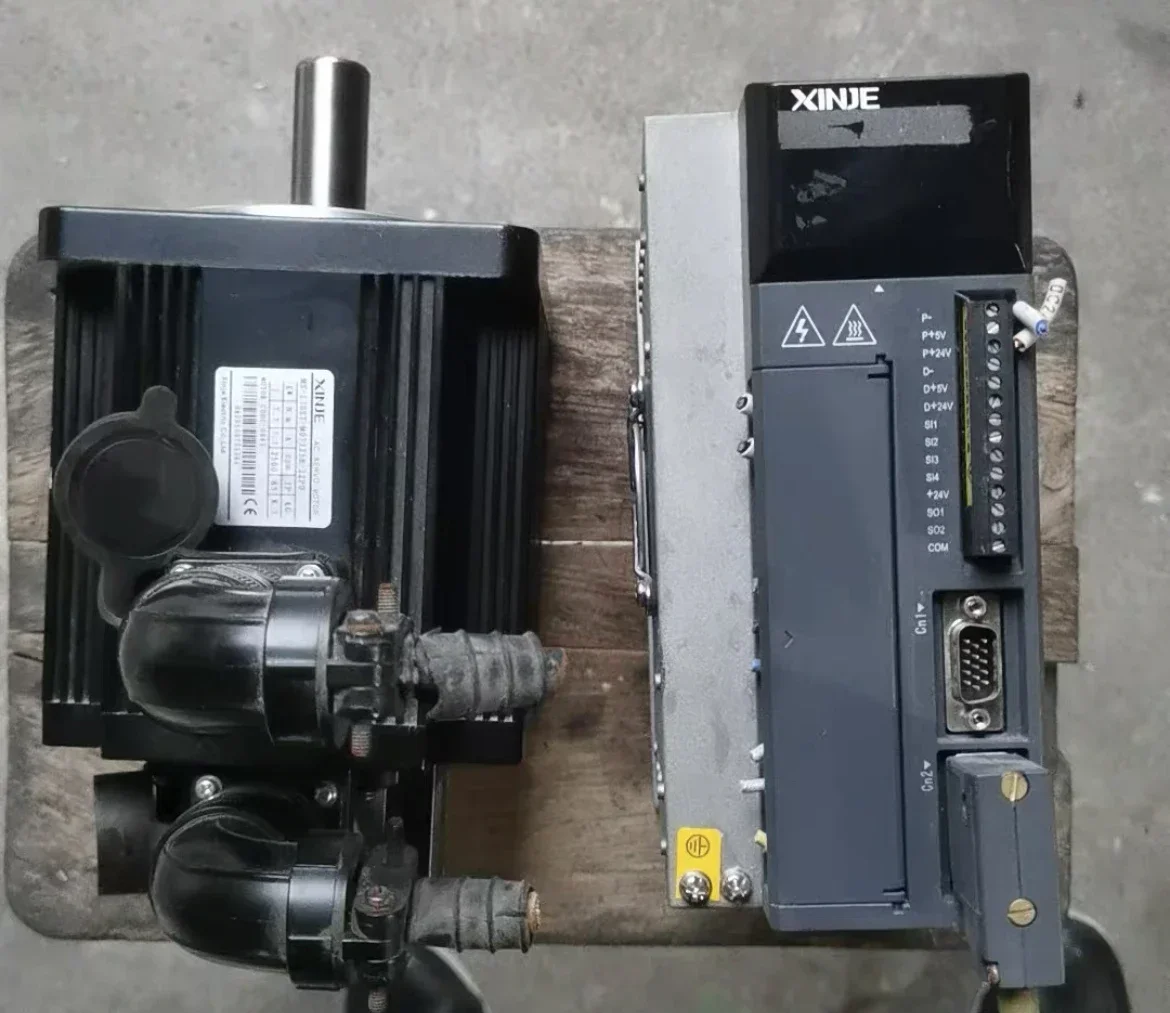 

Б/у привод DS2-22P3-AS+мотор Ms-130ST-M07725B-22P0