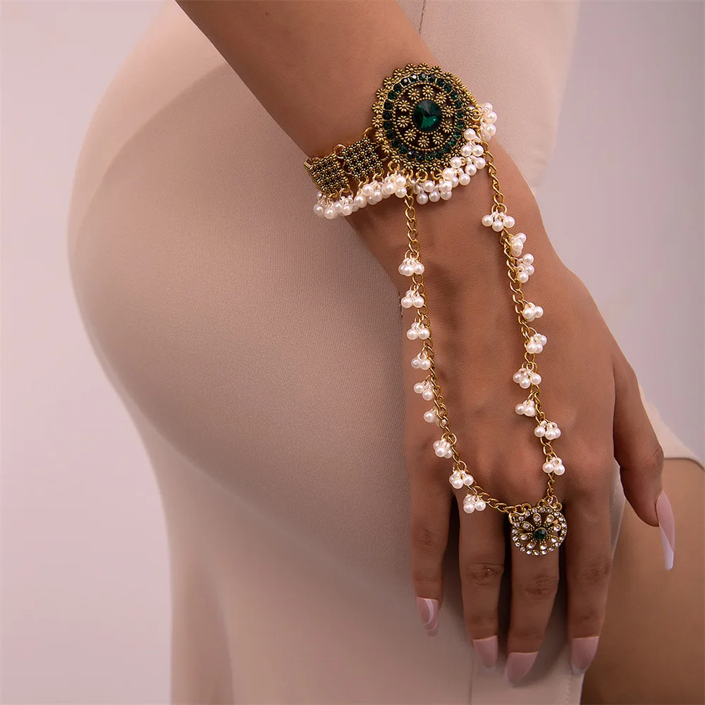 Vintage Colorful Rhinestone Bracelet with Finger Ring Gold Plated Water Drop Link Wrist Luxury Chain Women Wedding Jewelry