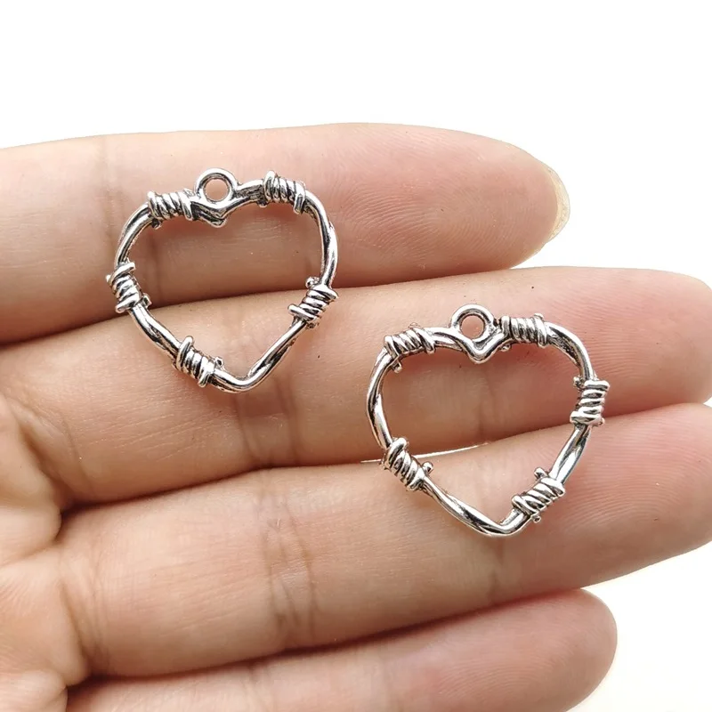 10pcs Charms Thorns Heart Bramble 24x24mm Antique Silver Color Pendants Making DIY Handmade Tibetan Finding Jewelry