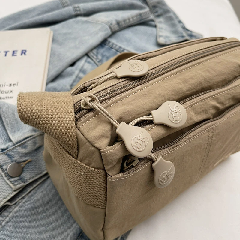 Fashion Ladies Nylon Messenger Bag-spacious And Light, Versatile Solid Color, Zipper Opening And Closing, Suitable For Daily Use