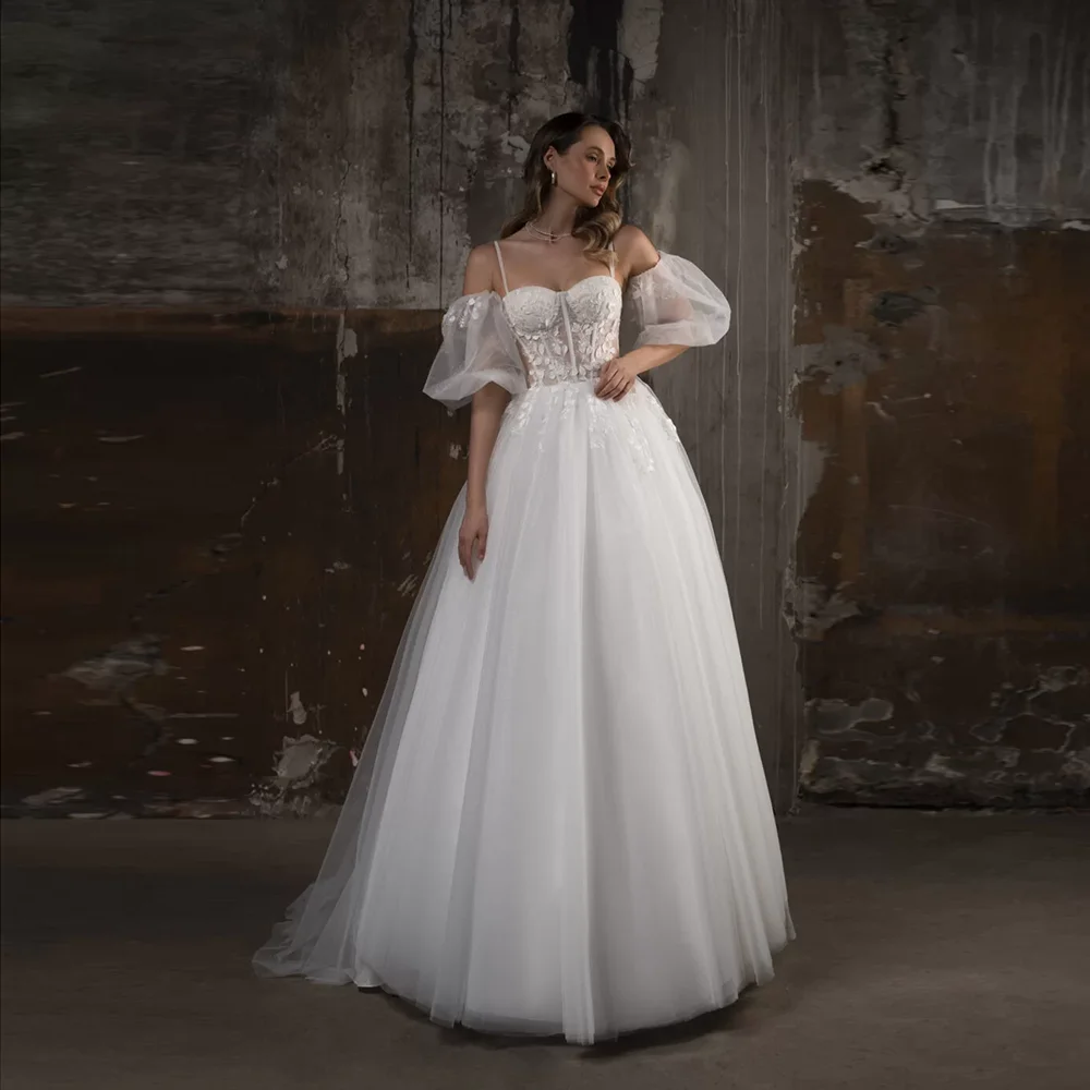 

Customized Spaghetti Straps Tulle Appliques Lace Court Wedding Dress Backless Wedding Gown Removables Cap Sleeve Vestidos De