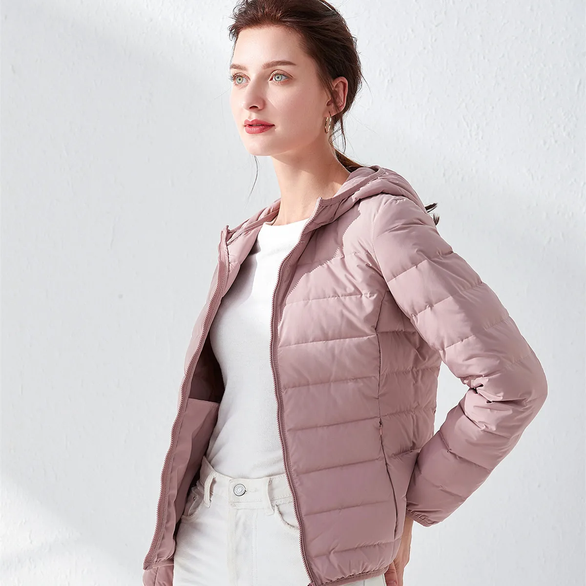 Nieuwe Lichtgewicht Vrouwen Capuchon Witte Eend Donsjack Slim Fit Draagbare Reizen Puffer Jas Vrouwen Winter Bovenkleding JK-075