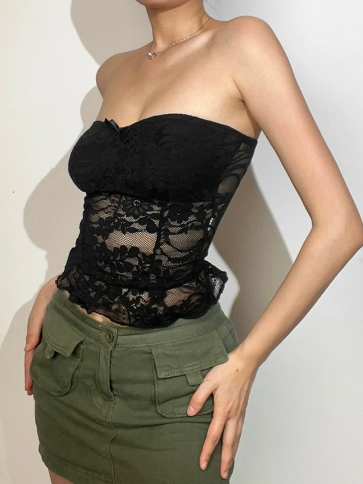 WEIRD PUSS printemps été Sexy évider dentelle haut court femmes Faion épissure minceur orth gilet rue Sle couleur Pure