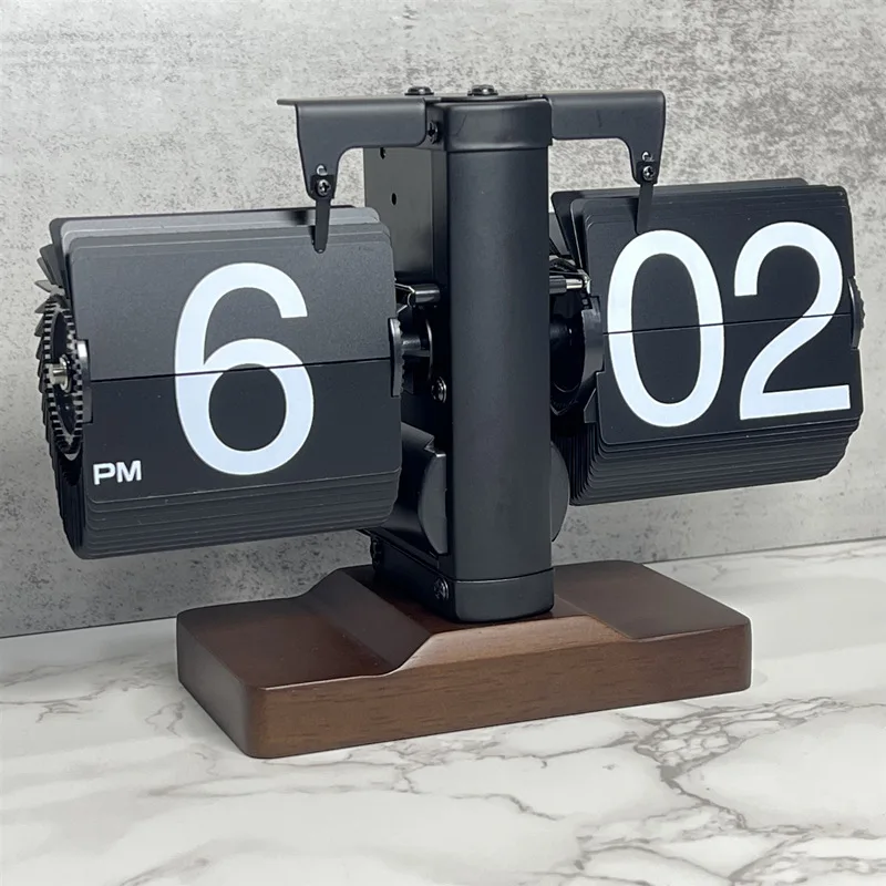 

Desktop Creative Clock European-Style Page-Turning Table Clock Retro Mechanical Automatic Page-Turning Clock Home Decoration