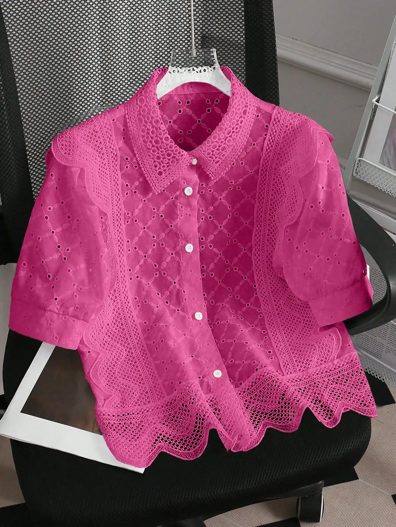 

Women's Solid Color Hollow-Out Embroidered Short Sleeve Casual Blouse With Lace Trim