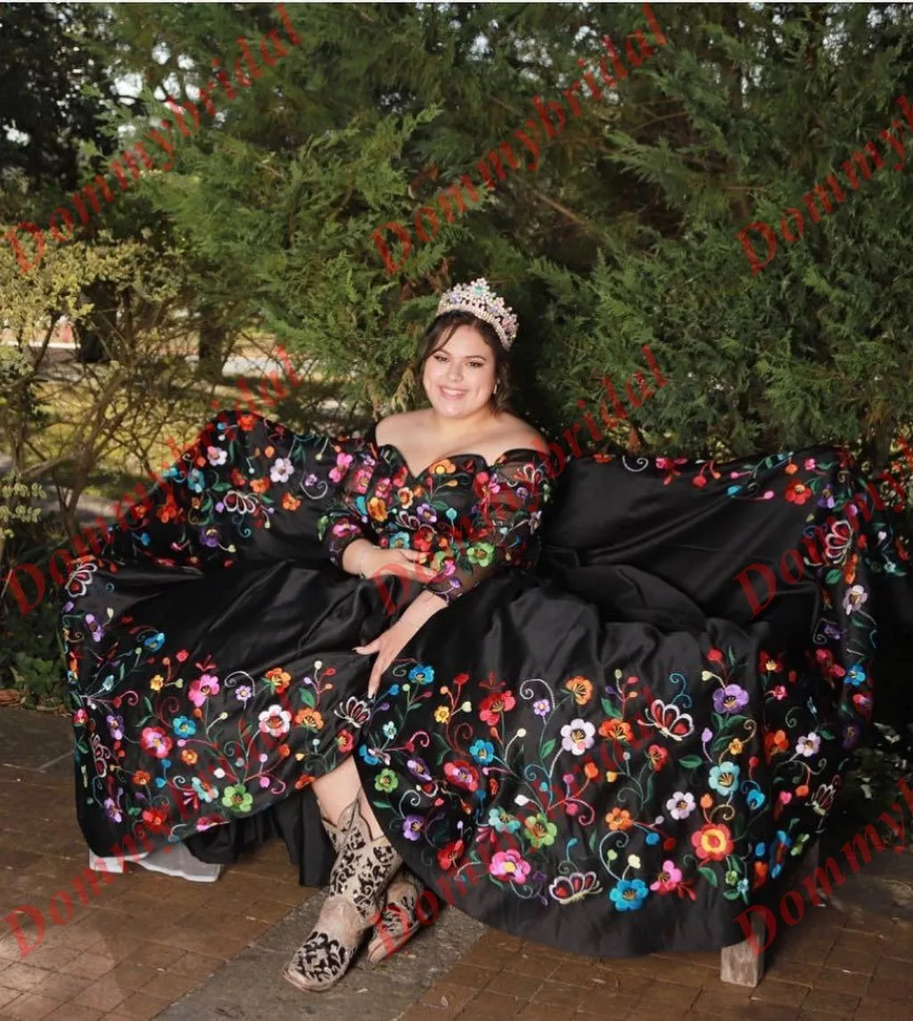 Vintage Plus size Black Cheap Mexican XV Quinceanera Dresses 2023 Off the shoulder Illusion Long Sleeves Satin Aline Evening New