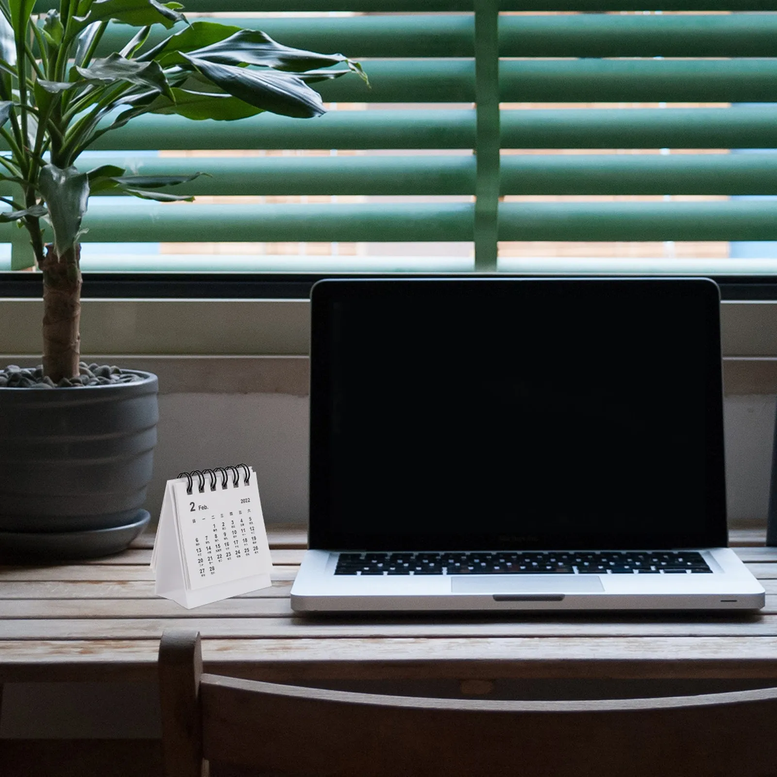 

1 шт. Стильный минималистичный настольный календарь-планировщик на 2022 год с местом для заметок, органайзер для расписания для офиса, студентов, учителей, на рабочий стол