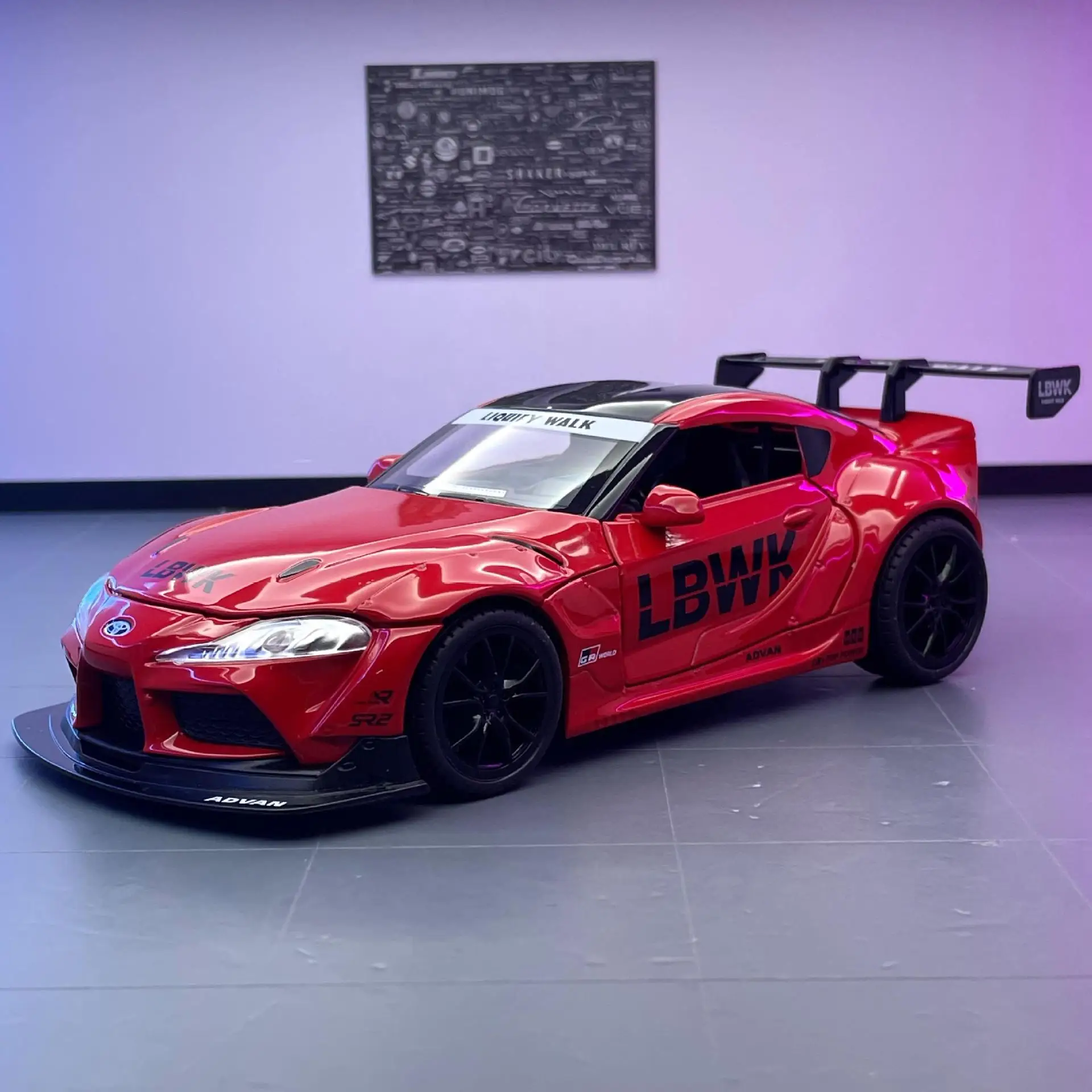 

1:22 GP SUPRA Модель гоночного автомобиля из сплава, литые под давлением игрушечные металлические транспортные средства, модель игрушечного автомобиля, высокая имитация звука, свет, детская игрушка