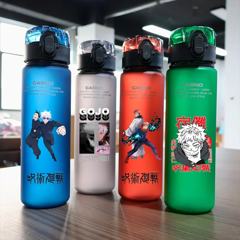 Jujutsu Kaisen 4-Farben 560ML Große Kapazität Satoru Gojo Itadori Yuji Kinder Wasserbecher Tragbare Plastik Outdoor Wasserflasche