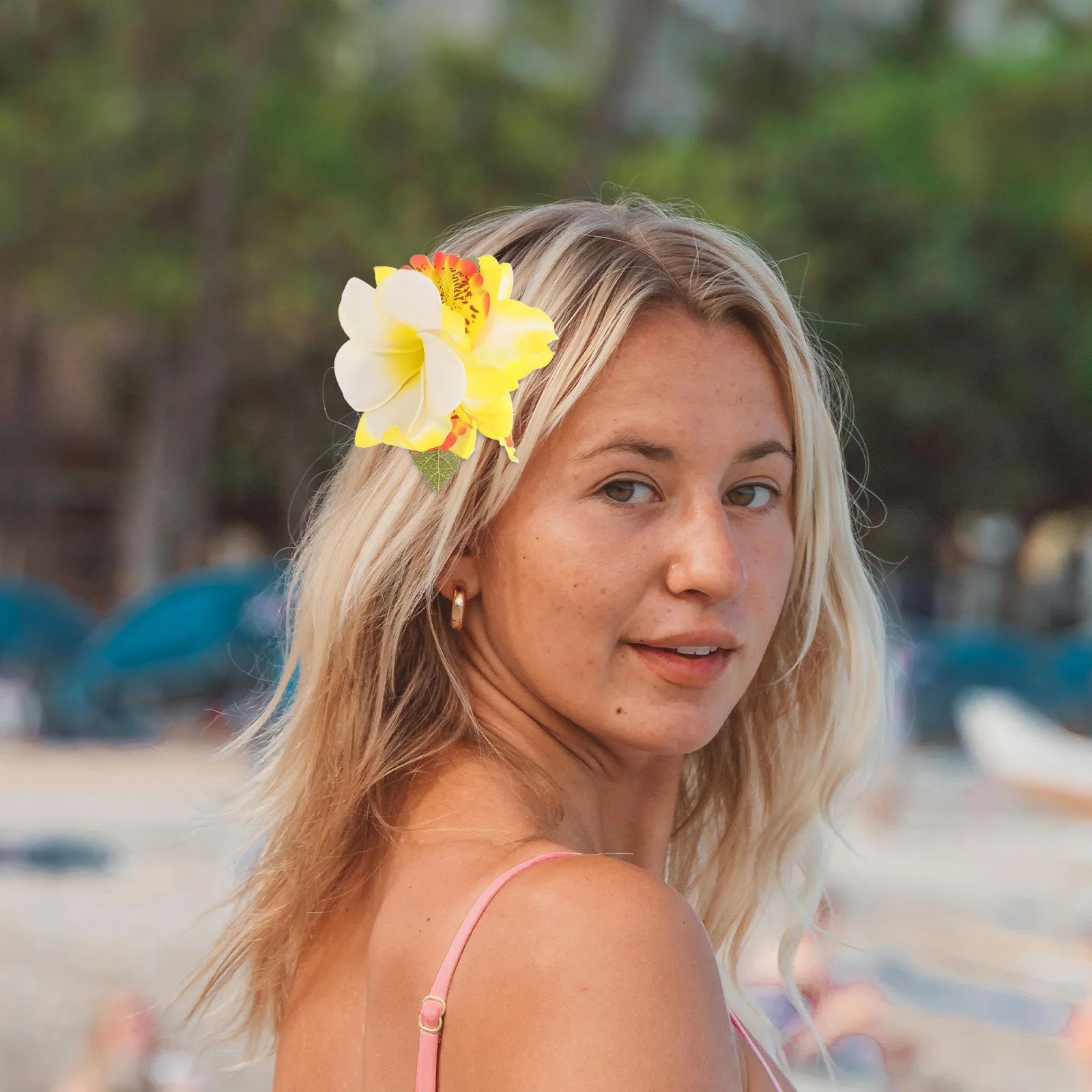 

Hawaiian Plumeria Flower Hair Clip Women's Artificial Tropical Barrette for Summer Vacation Beach Festival Bridal Party