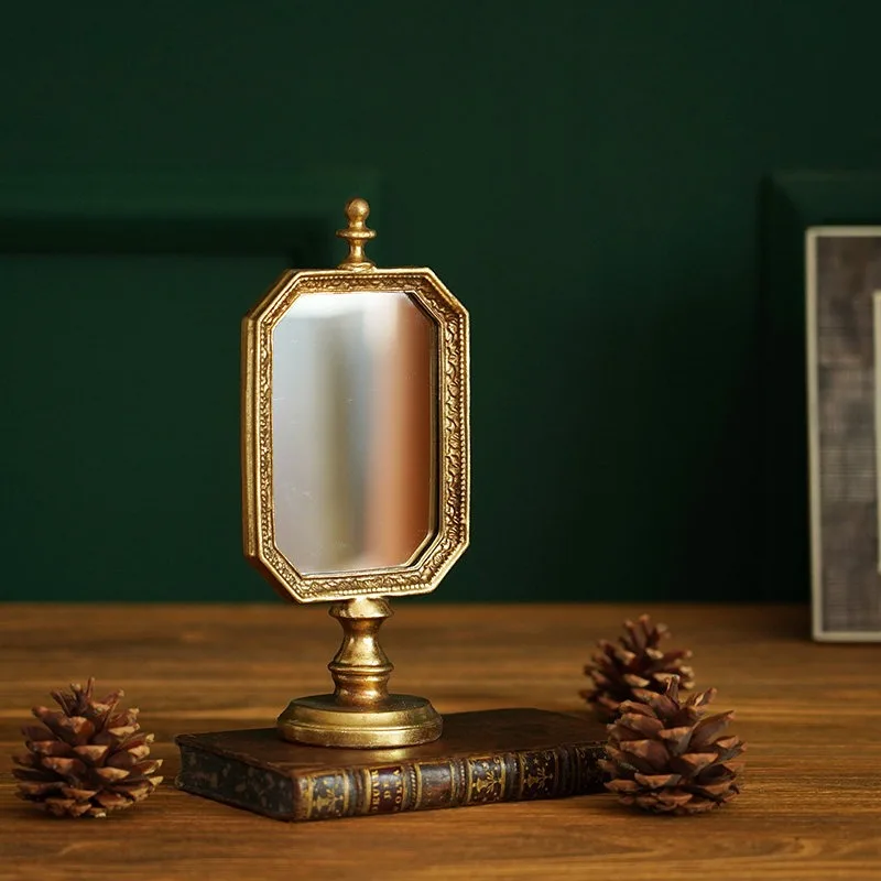 

European Retro Handmade Old Desktop Makeup Mirror Nostalgic Gold Silver Dresser Mirrors Light Luxury Decoration Ornament
