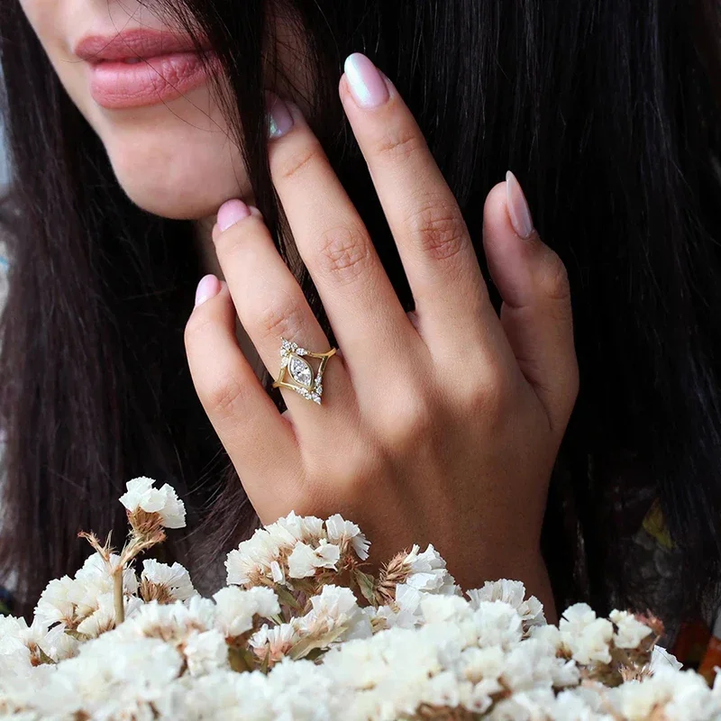2026 Modern Fashion Women Wedding Rings Geometric Shaped Gold Color Cubic Zirconia Ring Engagement Party Luxury Female Jewelry