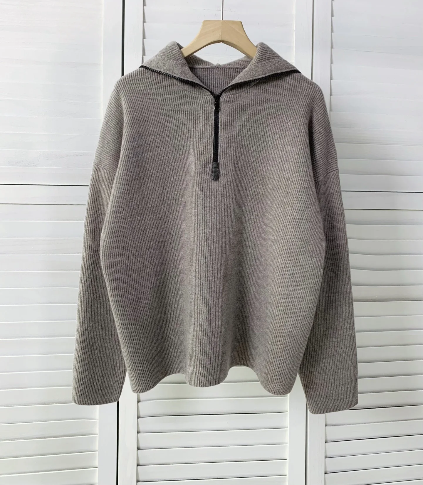 

Теплый шерстяной вязаный повседневный топ, женский свободный свитер с капюшоном на молнии, удобный мягкий длинный свеч обычной длины цвета