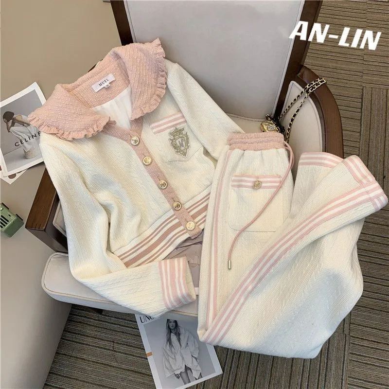 Xiaoxiangfeng Knitted Women's Set 2024 Spring New High end Cardigan Wide Leg Pants Celebrity Style Two Piece Set
