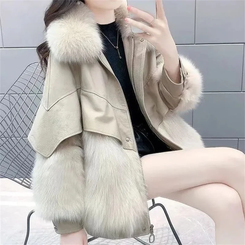 2025 Damesmode PU-leren jas Winter Vrouwelijke casual kunstleer Uitloper Koreaanse vrouwen Lange mouwen Kunstleer Topjas