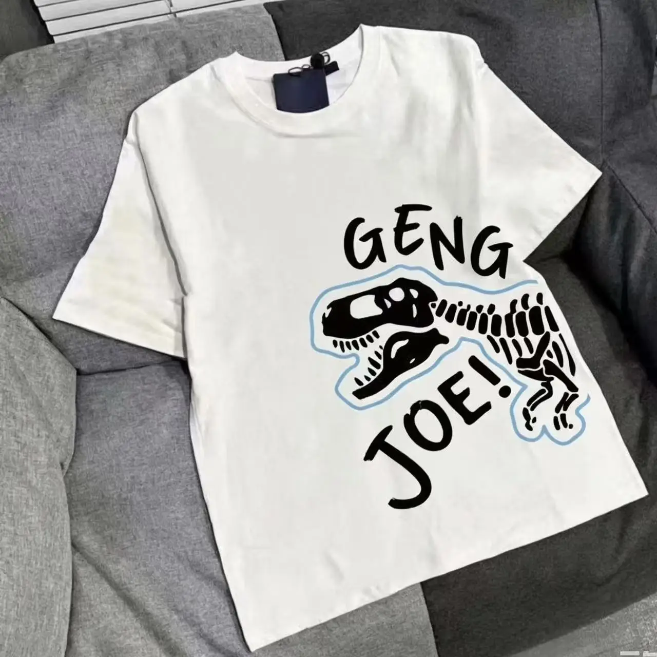 100% Cotton Short-Sleeved T-Shirt American-Style Retro Dinosaur Skeleton Print Loose Fit Summer Version for Children Men Women