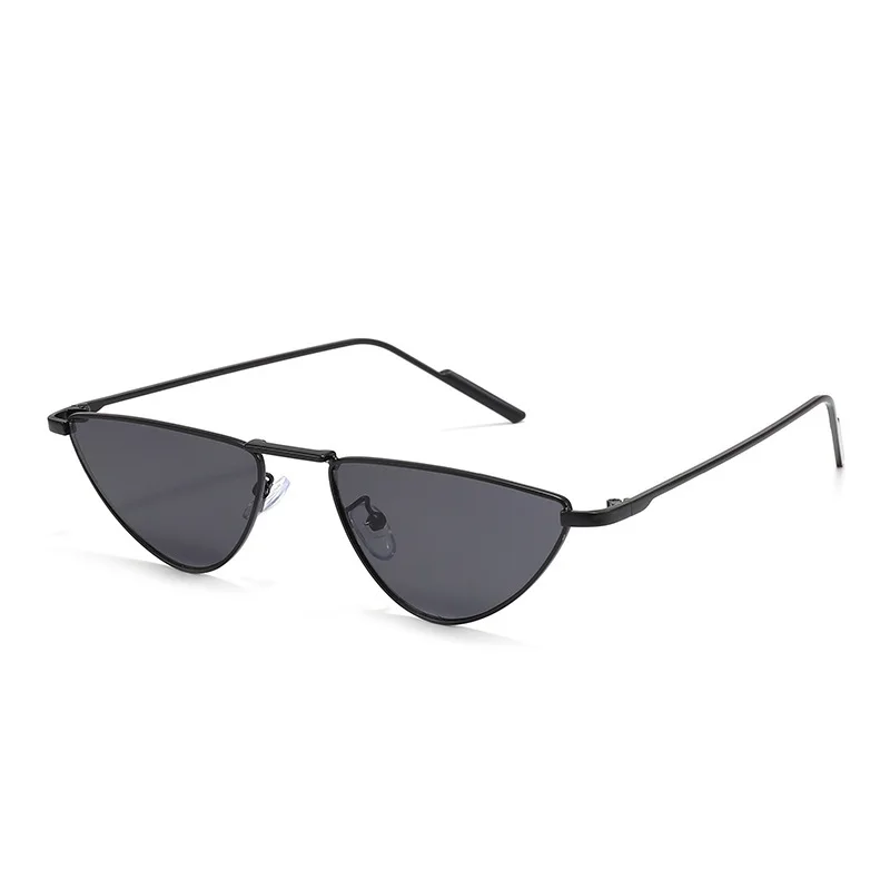 

Sunglasses Men Sunglasses for Women Vintage Hip-hop Punk Style Sunglasses, Suitable for Mountaineering, Tourism, and Beach Use