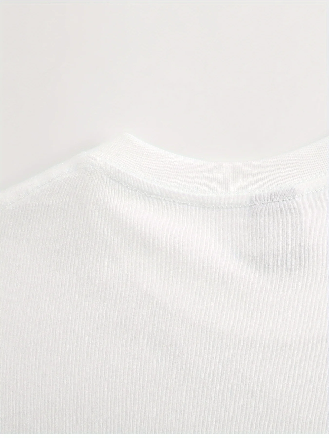 Men's Casual Graphic T-Shirt Design Pure Cotton Breathable Comfortable Perfect for Summer Outings and Casual Attire