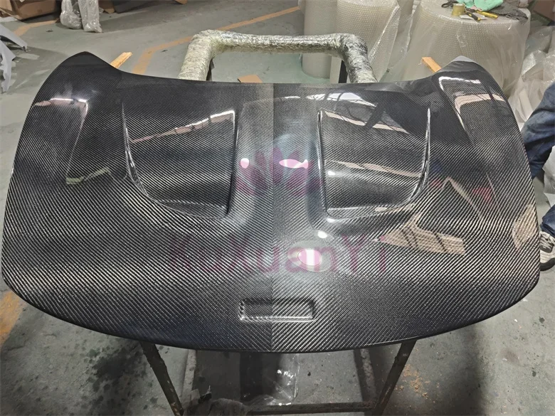 P1 hood engine cover suitable for McLaren mp4-12c 650s 540c 570s 600lt foam carbon decoration the price is very favorable