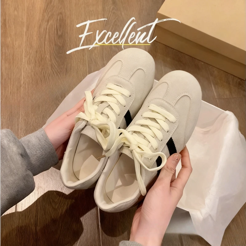 

Женские кроссовки-слипоны 2026: модные, дышащие, с широким носком, для бега и повседневной носки