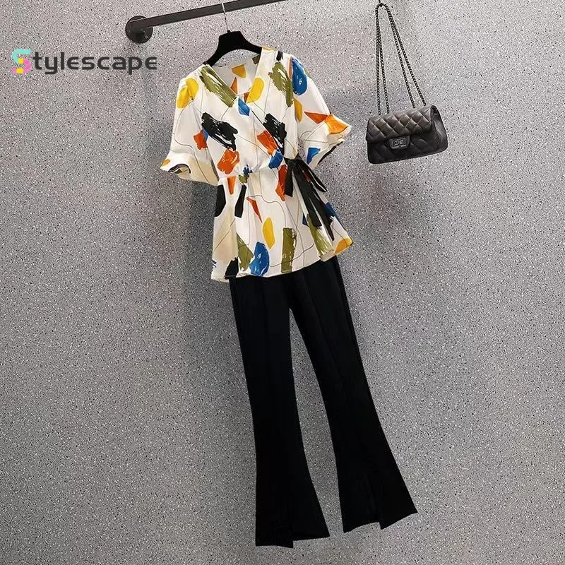 

2024 Oversized Women's Clothing Set, Women's Summer Westernization, Flesh Shielding, Slimming Shirt Cropped Pants, Two-piece Set