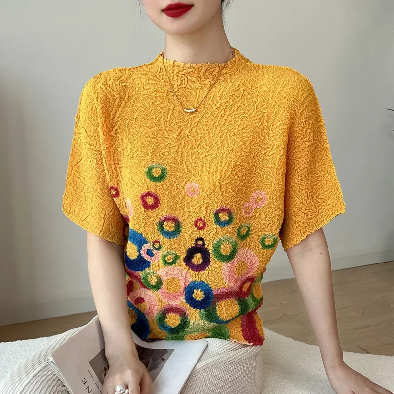 Miyake Pleated Short-sleeved T-shirt 2023 Summer New Women Loose Large Yards Bat Sleeve Thin Simple and Versatile Printed Tops