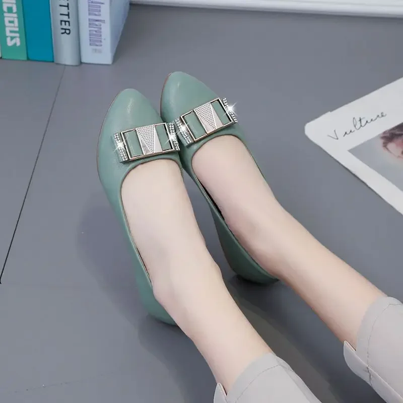 

Мокасины, женские туфли на плоской подошве, противоскользящие туфли на каблуке с острым носком, шикарная и элегантная женская обувь класса люкс со скидкой