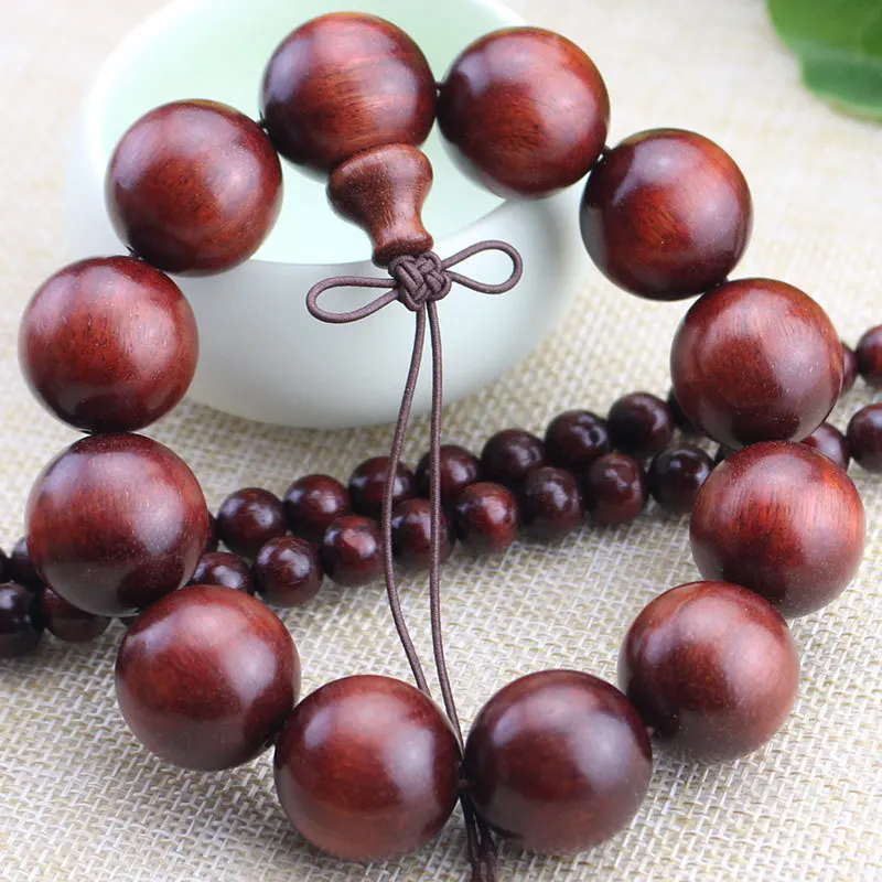 

Factory Wholesale Zambia Red Sandalwood Bracelet20Black and Red108Buddha Beads Crafts High Density Submerged Sandalwood Men and