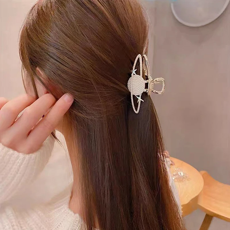 1Pcs Fashion Hair Clip Elegant Rhinestone Planet Hair Claw  Sweet Versatile Shell Hair Claws Simple Shark Clip Gifts