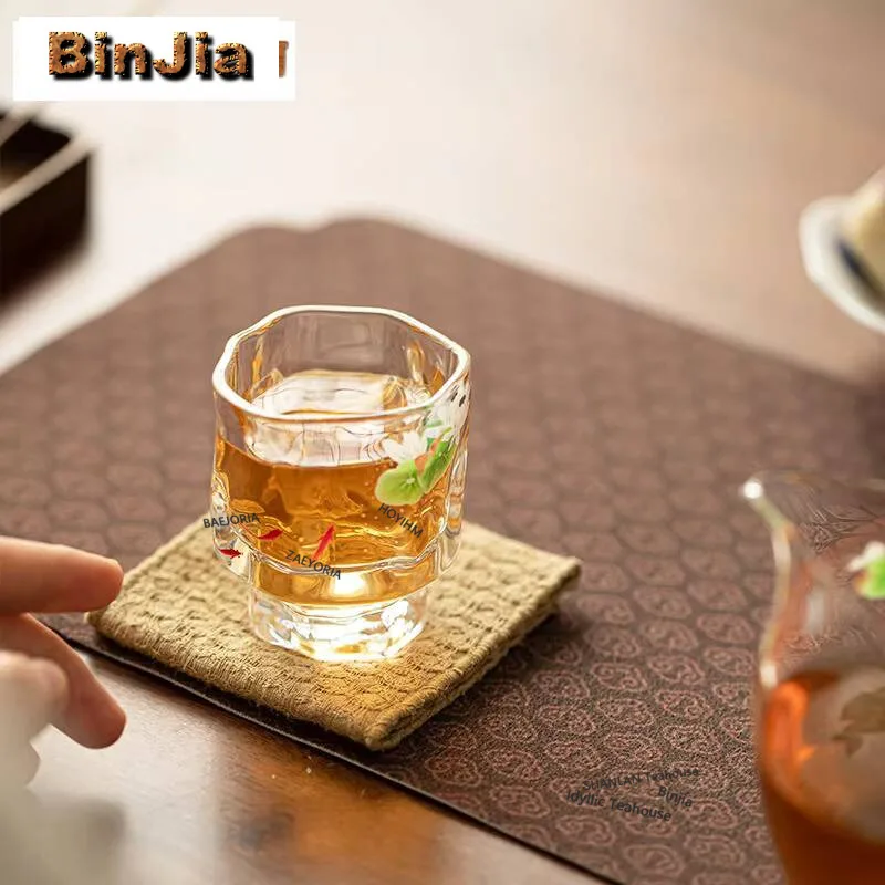 2pc/lot Creative Crystal Glass Wine Cup Zen Fish Playing Tea Cup Small Tasting Mug Retro Sample Tea Cup Smelling Cup Tea 55ml