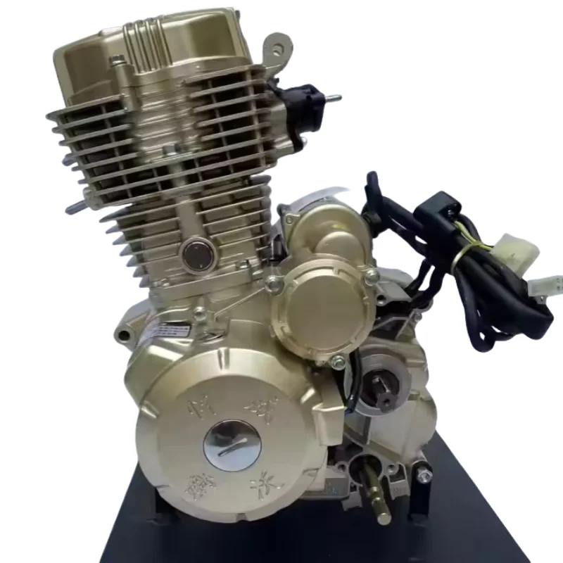 CG200 200cc Air Cooled Motorcycle Complete Engine With CDI Ignition 5 Speed Design, Reliable High Speed Performance