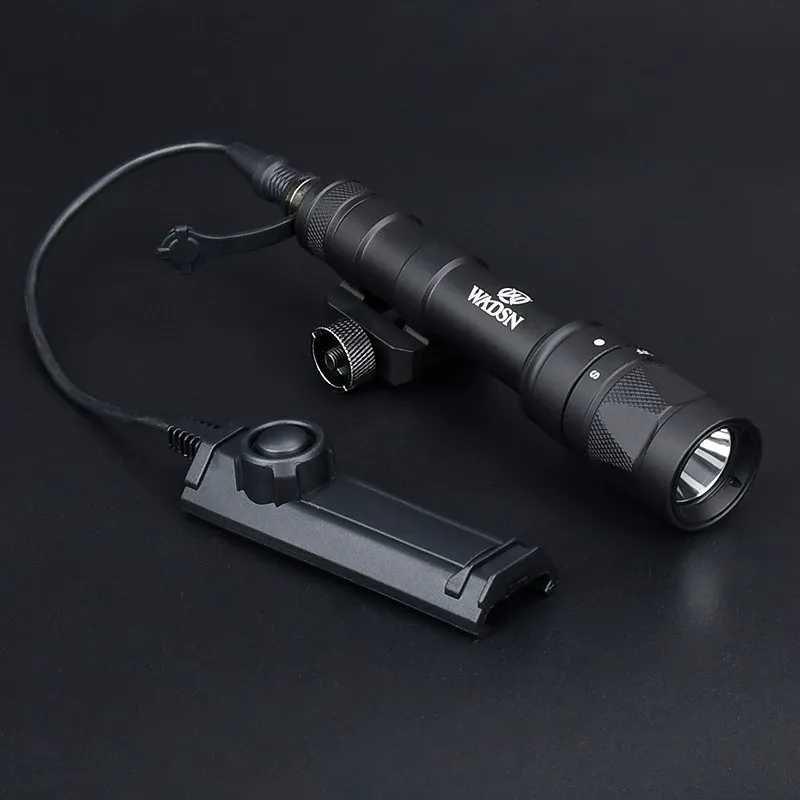 WADSN M600 M600W Airsoft Tactical Powerful Flashlight High Power Strobe Led Light Fit 20mm Rail Weapon Hunting Gun With Switch