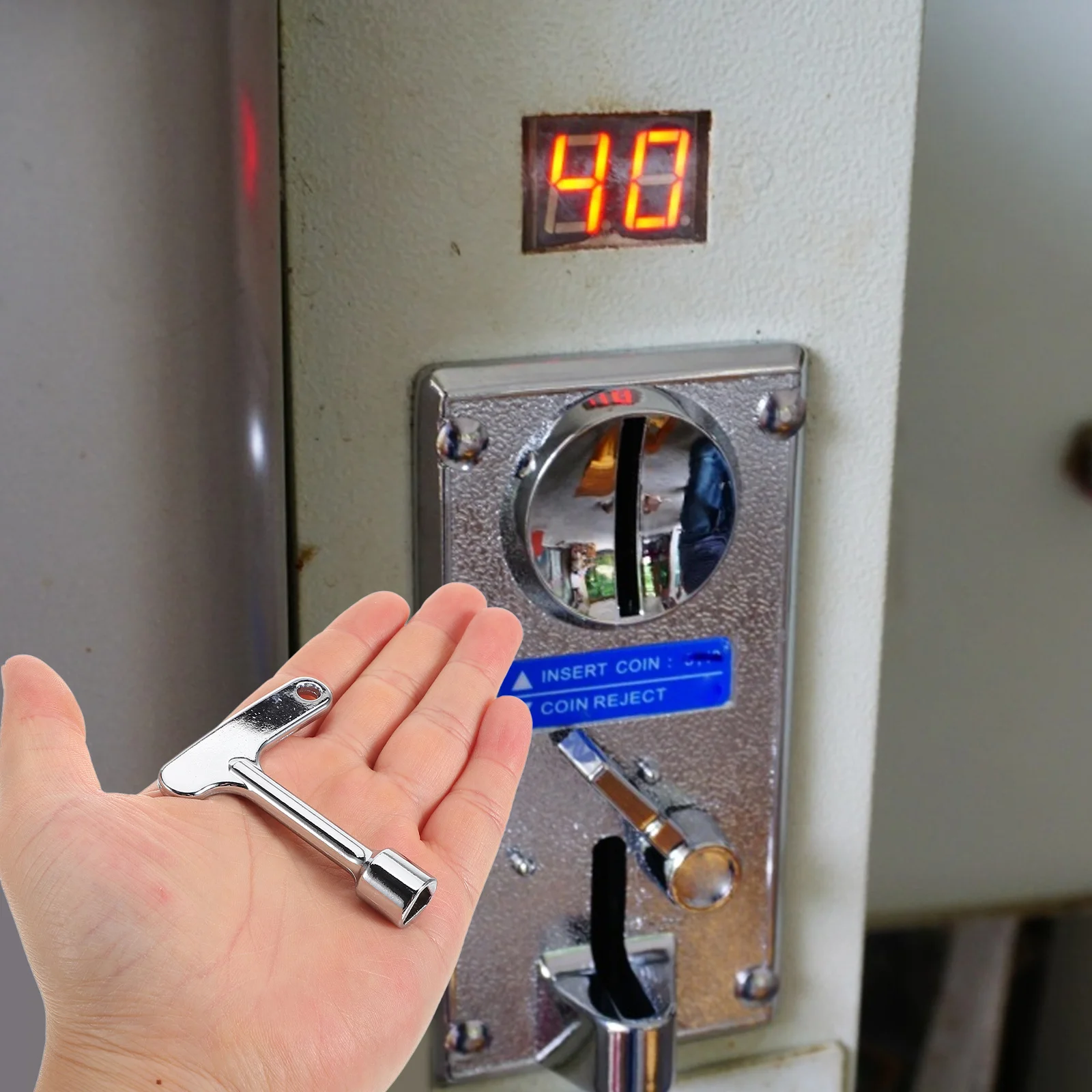 

2pcs L-Shaped Triangle Keys For Elevator Universal Metal Lock Key Set Zinc Alloy Plumbing Bleeding Tool For Subway Outdoor Waste