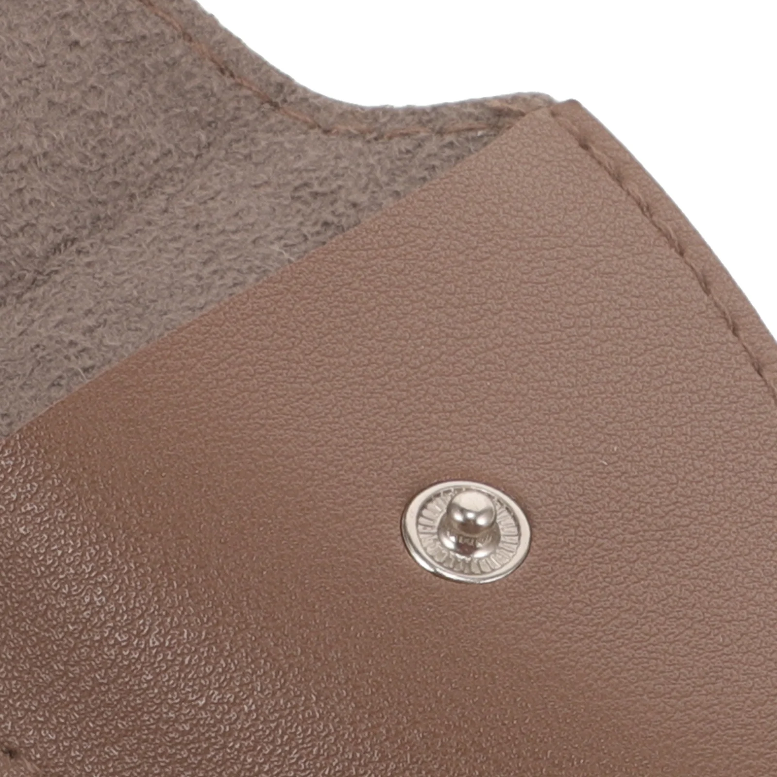 

Cuticle Trimmer Protective Cover Durable Soft PU Manicure Nail Clippers Holder Protective Scissors Case Cuticle Scissors Cover