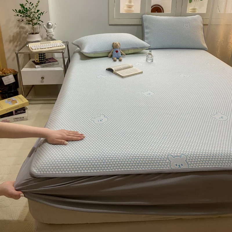 

Cool Feeling Ice Fabric Mattress Double Bed Sheet Quilted Fitted Summer Cool Pad Mat Elastic Band Bedspreads (no Pillowcases)이불