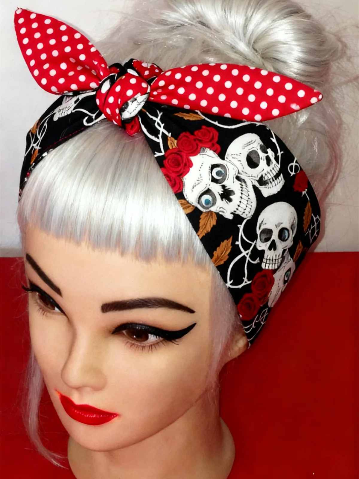 Bandana Année 80 Femme Le Accessoire Indispensable pour un Style Rockabilly Authentique