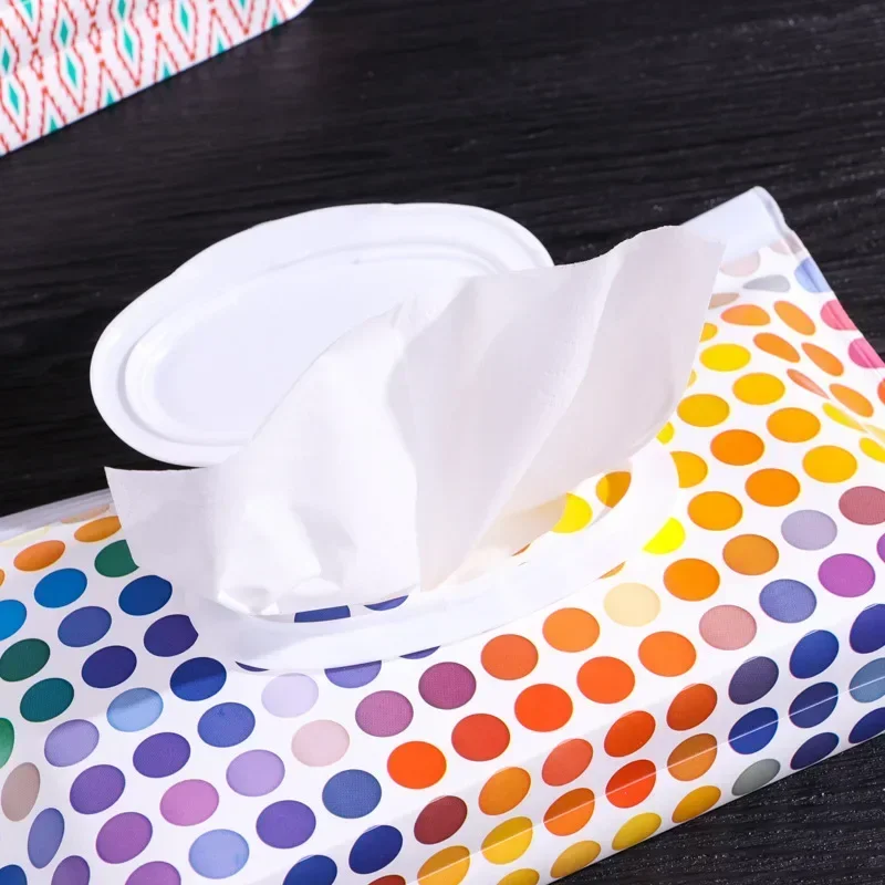 Etui na chusteczki nawilżane dla niemowląt EVA Flip Cover Tissue Box Cute Snap-Strap Refillable Wet Wipe Bag Portable Outdoor Useful Stroller Accessory — zdjęcie 7